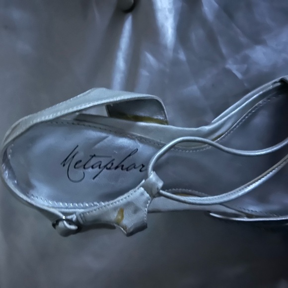 High heel vintage shoes with closure at ankle and diamond design - Picture 5 of 6